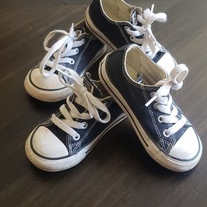 ONLY ONE PAIR LEFT!!!    Toddler converse shoes!